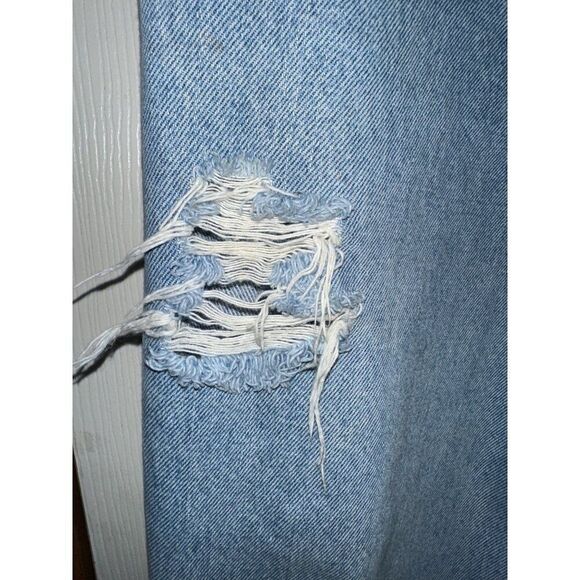 Levi’s Vintage 1998 Perfectly Distressed 550 Relaxed Fit Tapered Leg Jeans SZ10 - Picture 9 of 16